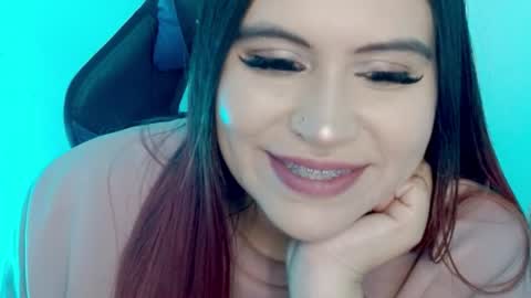 Snapshot of cata__gutierrez_ chatting on June 2026 03:39:02 AM Cata online show from June 2026 03:39:02 AM
