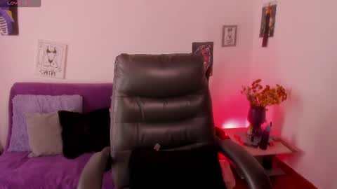 Cata green model independient online show from July 2026 07:29:01 PM