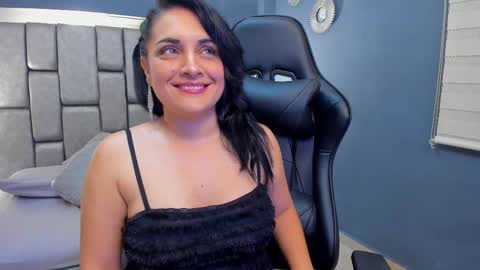 Cata Joness  My schedule 2200 - 0500 GMT -5 online show from September 2025 04:34:02 AM