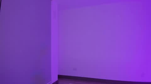 Snapshot of cata_n_cami chatting on September 2025 04:25:01 AM cata_n_cami online show from September 2025 04:25:01 AM