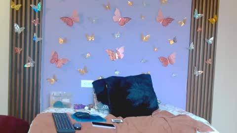 catalina online show from February 2025 06:40:02 PM