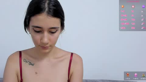 Snapshot of catalella_0 chatting on April 2026 09:09:02 PM Catalella online show from April 2026 09:09:02 PM