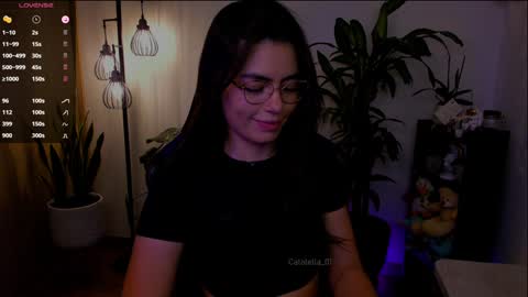 Snapshot of catalella_01 chatting on December 2024 02:28:02 AM MACARENA online show from December 2024 02:28:02 AM