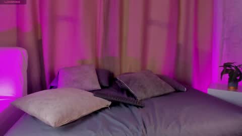 catalella_rouse online show from April 2026 08:37:02 PM