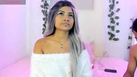 Cata y Roger online show from October 2025 12:27:02 PM