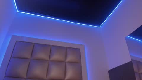 Snapshot of catalina_jade chatting on December 2025 08:25:02 PM Cata online show from December 2025 08:25:02 PM