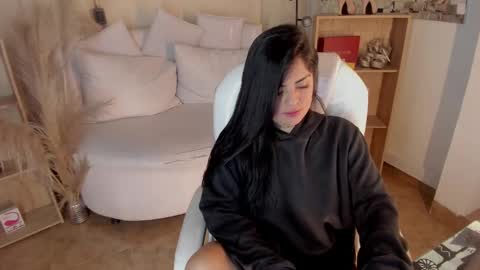 Catalina online show from January 2025 05:27:01 AM