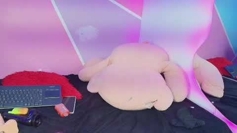 Snapshot of catalina_santana20 chatting on February 2026 02:10:01 AM Catalina online show from February 2026 02:10:01 AM