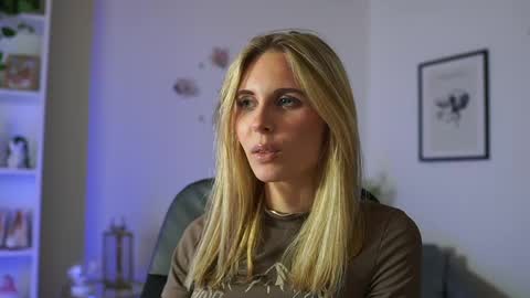 Snapshot of catecrago_ chatting on February 2025 05:11:02 PM catecrago online show from February 2025 05:11:02 PM