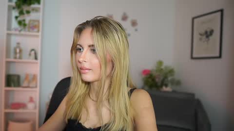 Snapshot of catecrago_ chatting on February 2025 05:58:01 PM catecrago online show from February 2025 05:58:01 PM