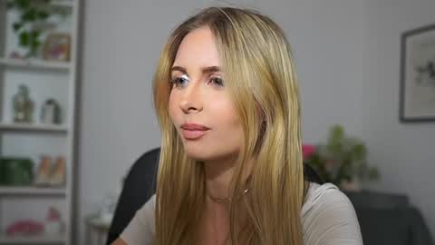 Snapshot of catecrago_ chatting on March 2025 02:08:02 PM catecrago online show from March 2025 02:08:02 PM