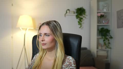 Snapshot of catecrago_ chatting on September 2025 01:11:01 PM catecrago online show from September 2025 01:11:01 PM