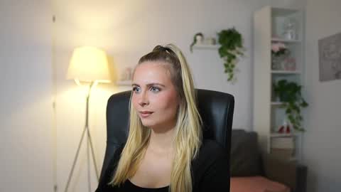 Snapshot of catecrago_ chatting on September 2025 08:40:01 AM catecrago online show from September 2025 08:40:01 AM