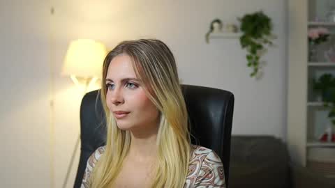 Snapshot of catecrago_ chatting on October 2025 07:59:02 AM catecrago online show from October 2025 07:59:02 AM