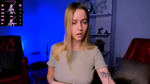 Snapshot of catherine_kitty chatting on February 2025 10:04:01 AM Catherine online show from February 2025 10:04:01 AM