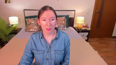Catrin online show from May 2026 04:18:02 AM