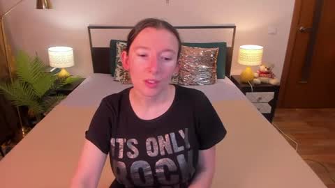 Catrin online show from July 2026 02:03:02 AM