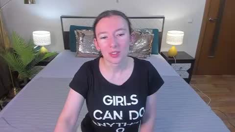 Catrin online show from July 2026 03:22:01 AM