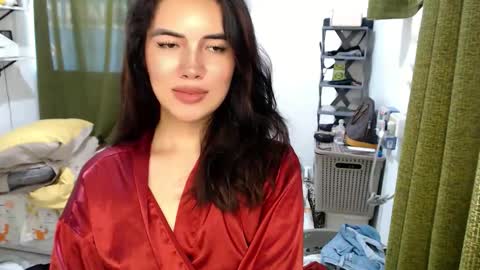 Snapshot of cathy_lyn chatting on May 2026 12:37:01 AM cathy_lyn online show from May 2026 12:37:01 AM