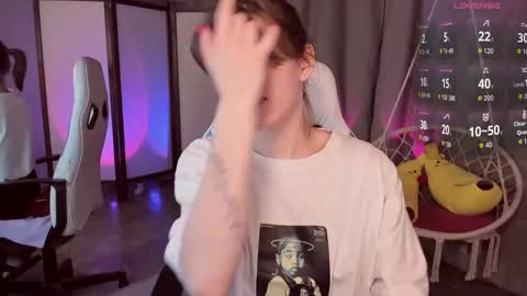 cathybarnes online show from October 2025 03:32:02 AM