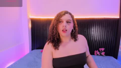 Snapshot of catleyanoire_ chatting on April 2026 12:08:01 AM Catleya Noire online show from April 2026 12:08:01 AM