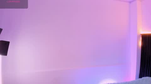 Snapshot of catleyanoire_ chatting on May 2026 10:17:02 PM Catleya Noire online show from May 2026 10:17:02 PM