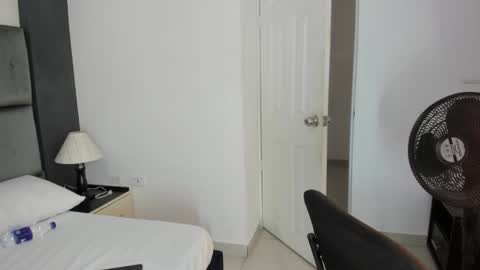 Catleya online show from December 2025 12:32:01 PM