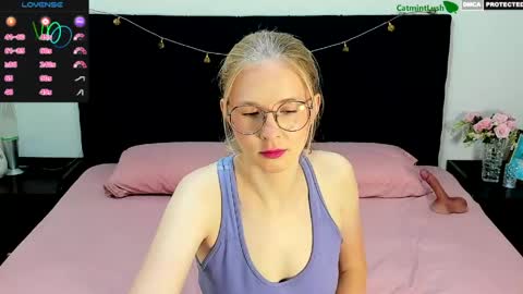 CatmintLush online show from April 2026 11:42:02 PM