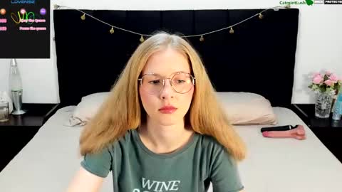 CatmintLush online show from May 2026 11:32:02 PM