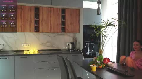 catolinanight online show from November 2025 06:13:01 AM