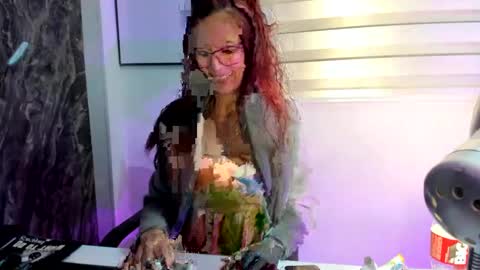 Snapshot of catt_evans1 chatting on December 2024 11:02:01 PM CATT EVANS online show from December 2024 11:02:01 PM