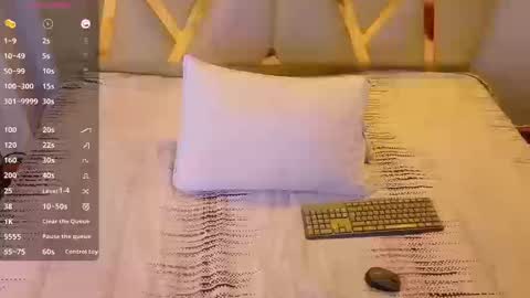 Snapshot of cattaleeyaa chatting on September 2025 01:44:02 PM CATALEYA online show from September 2025 01:44:02 PM