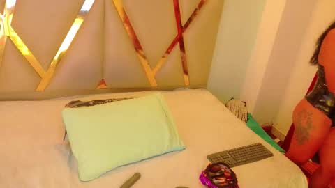 Snapshot of cattaleeyaa chatting on October 2025 12:27:01 PM CATALEYA online show from October 2025 12:27:01 PM