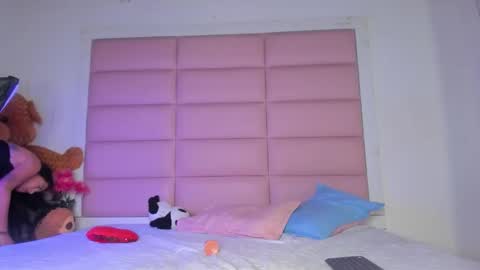 Snapshot of cattalina_25 chatting on March 2026 02:23:02 PM cattalina_25 online show from March 2026 02:23:02 PM