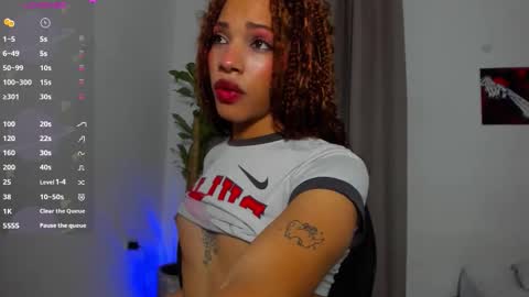 Snapshot of catty_noir1 chatting on December 2025 10:16:01 PM Catty online show from December 2025 10:16:01 PM