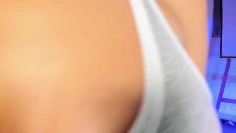 Snapshot of catvalentinee_ chatting on December 2024 06:11:02 AM catvalentinee_ online show from December 2024 06:11:02 AM