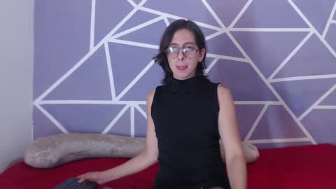 cava_pretty online show from December 2024 07:05:01 AM