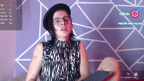 cava_pretty online show from January 2025 10:21:02 AM