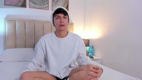 Snapshot of caydensmit chatting on November 2025 03:41:01 AM Cayden online show from November 2025 03:41:01 AM