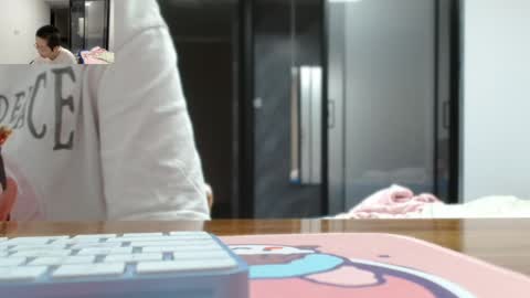ANNYANNY online show from April 2026 01:53:02 PM