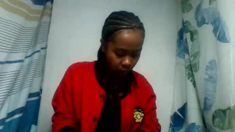cclanioo online show from May 2026 06:09:02 AM
