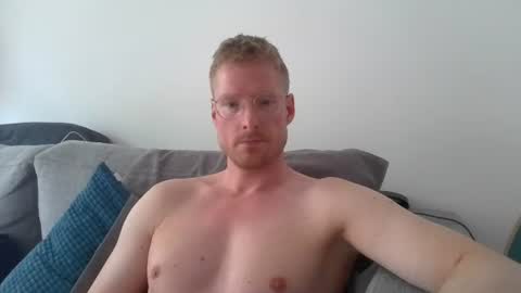 Snapshot of ccloser87 chatting on June 2026 07:10:01 AM ccloser87 online show from June 2026 07:10:01 AM