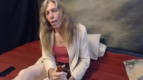 Jackie online show from December 2025 11:26:02 AM