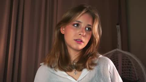 Lina  online show from May 2026 07:30:01 PM