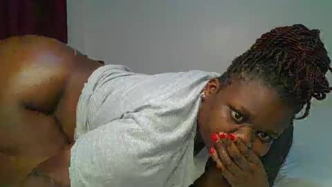 ceepretty25 online show from May 2026 01:51:02 PM