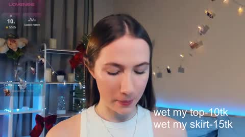 Josie Manesi online show from March 2025 10:38:01 PM