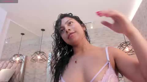  CELENE  online show from November 2025 07:13:01 PM