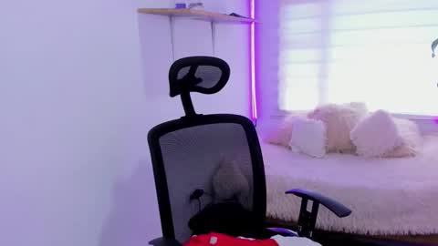 celeste_bonnet1 online show from November 2025 07:25:02 PM