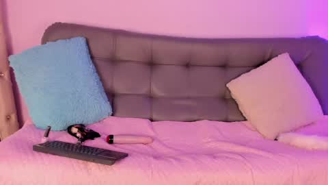 Snapshot of celeste_sky0 chatting on April 2026 06:30:02 AM celeste_sky0 online show from April 2026 06:30:02 AM