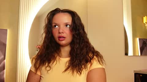 Snapshot of celestebailey chatting on September 2025 04:01:02 AM CelesteBailey online show from September 2025 04:01:02 AM